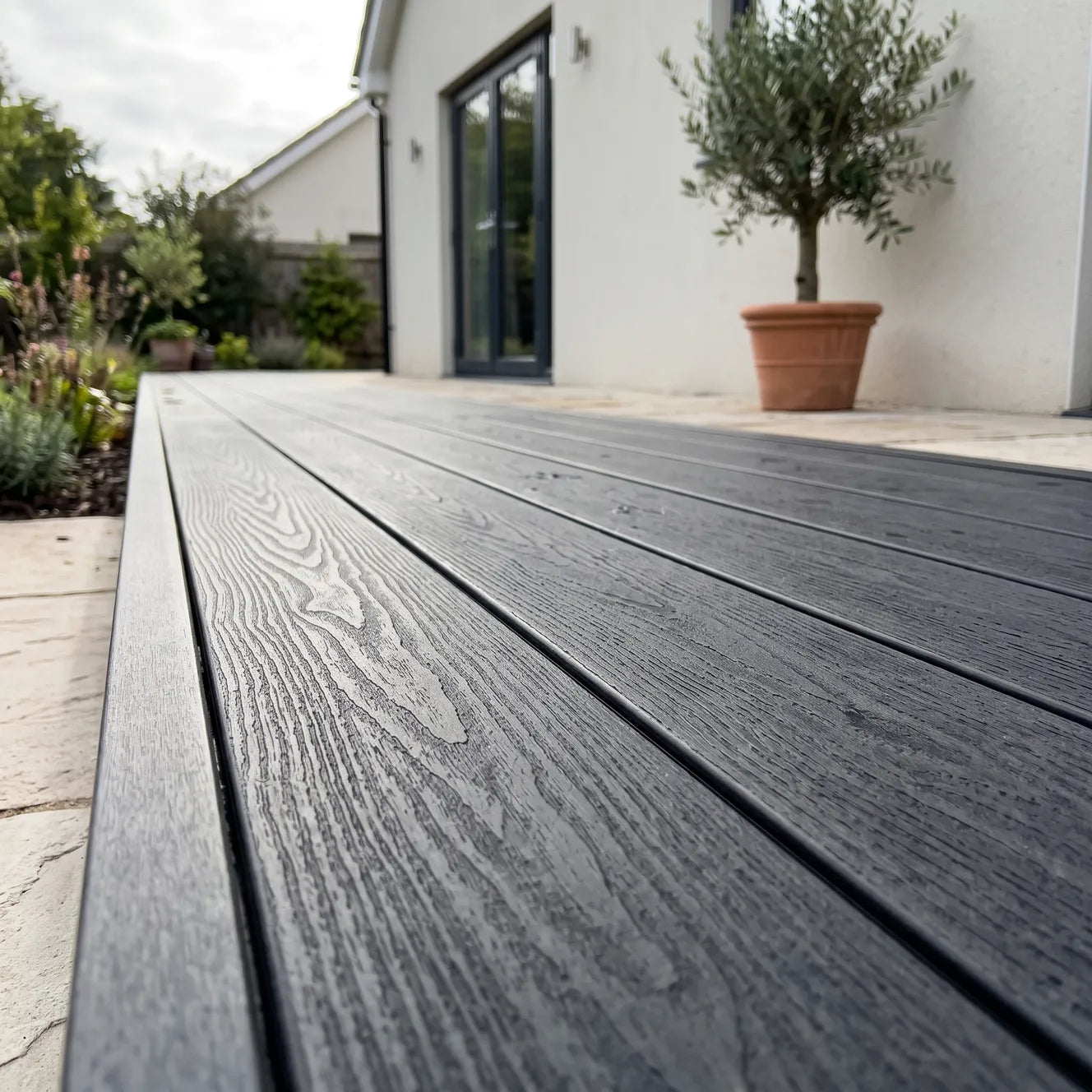 Black Woodgrain Board 3.6m